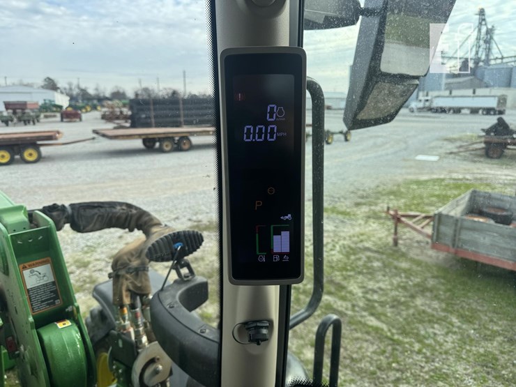 2022-john-deere-6r-145-image-16