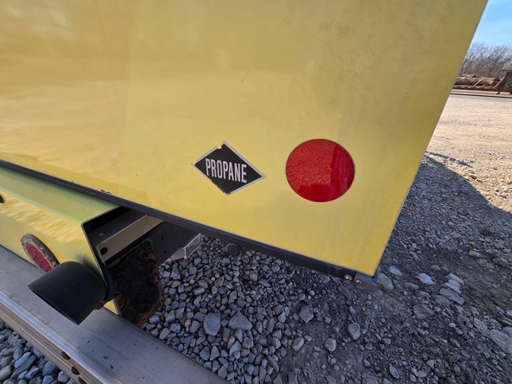 2019-ford-e450-image-57