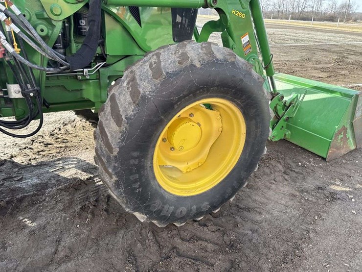 john-deere-6115d-image-11