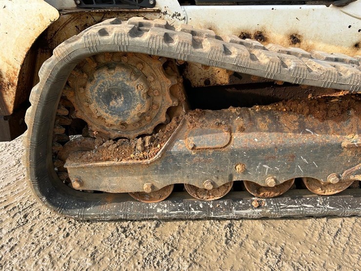 2019-bobcat-t595-image-13