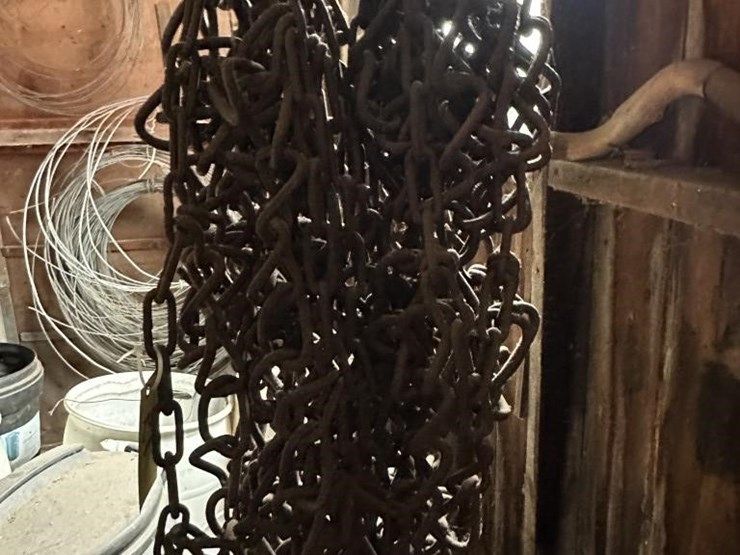 vintage-heavy-duty-chains-image-3