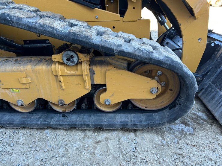 2018-caterpillar-299d-image-14