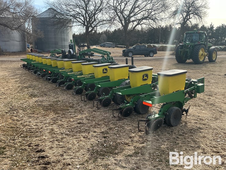 john-deere-2630-image-5