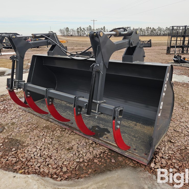 2026 West Valley LB10G Heavy Duty Wheel Loader Grapple Bucket Attachment