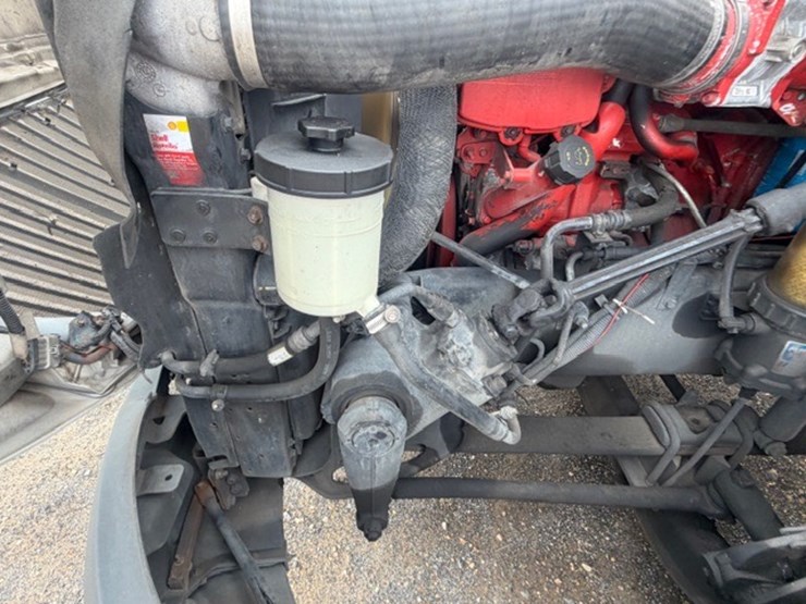 2016-international-prostar-image-57