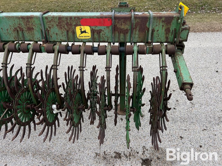 john-deere-30-image-15