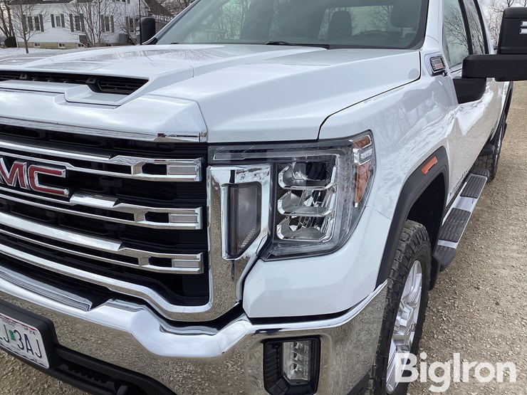 2022-gmc-sierra-3500-image-15