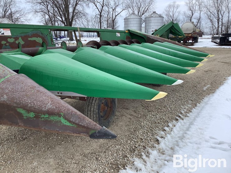 john-deere-843-image-10