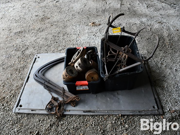 pallet-of-antique-farm-support-image-6