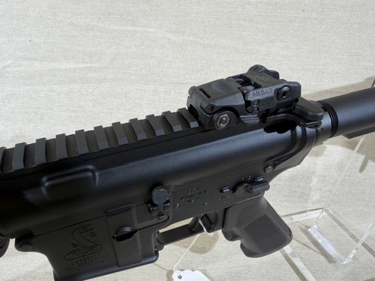 #213-•-bushmaster-model-xm15-e2s-ar-rifle-image-13