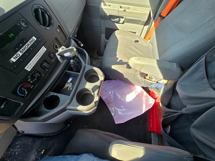 2019-ford-e450-image-34