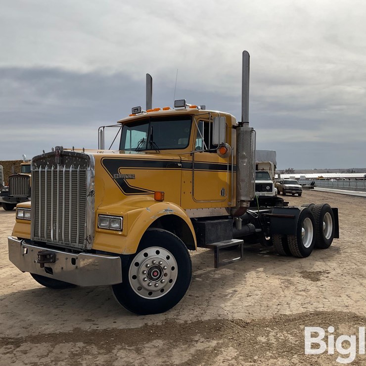 1985 KENWORTH W900
