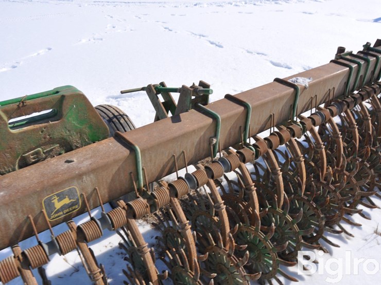 john-deere-400-image-12