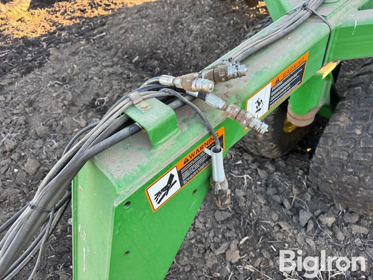 2022-john-deere-1590-image-9
