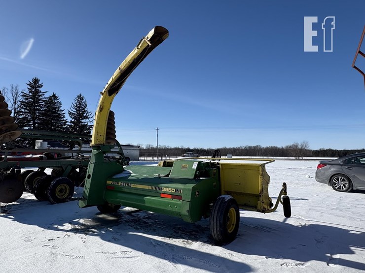 john-deere-3950-image-3