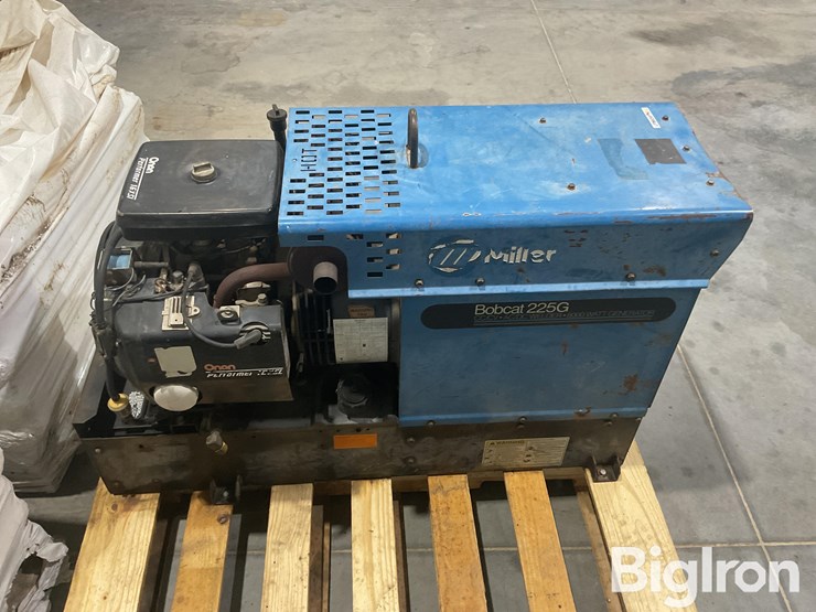 miller-bobcat-225g-image-4