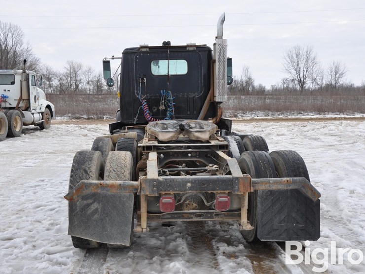 1991-international-8300-t/a-truck-tractor-image-6