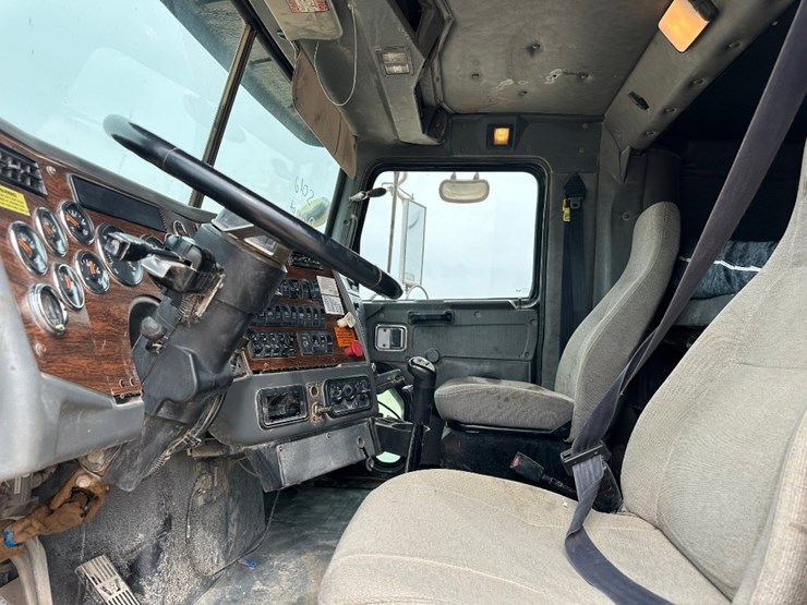 2012-western-star-4900-image-9