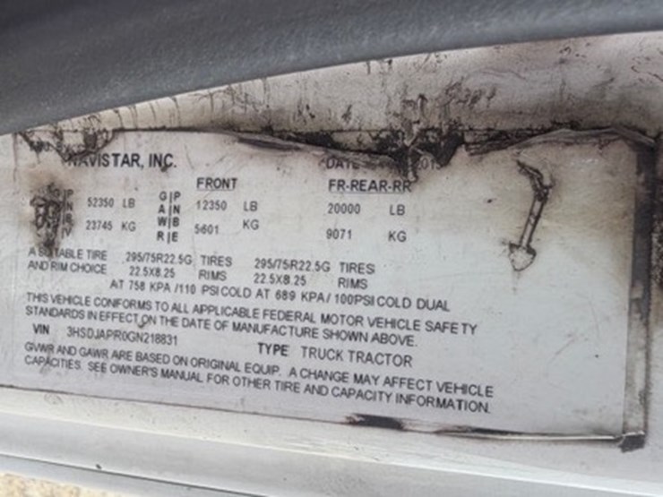 2016-international-prostar-image-40