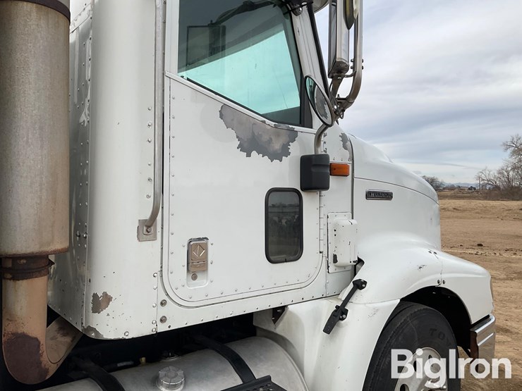 2001-international-2001-image-13