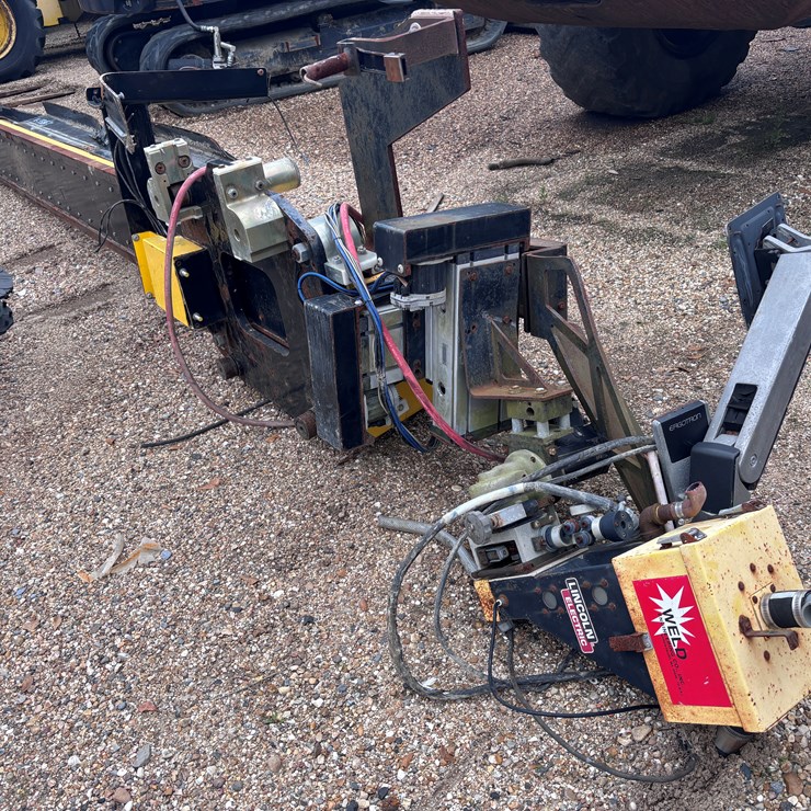 #2569 • PORTABLE COLUMN AND BOOM WELDING MANIPULATOR | FOR PARTS/REPAIRS