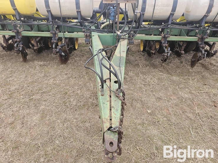 john-deere-7200-image-9