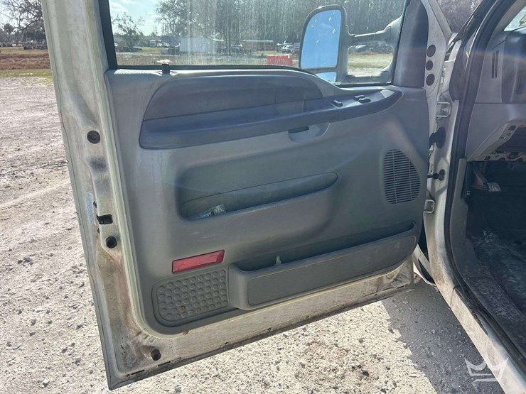 2003-ford-f350-image-6