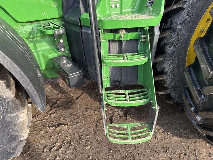 john-deere-8310r-image-23