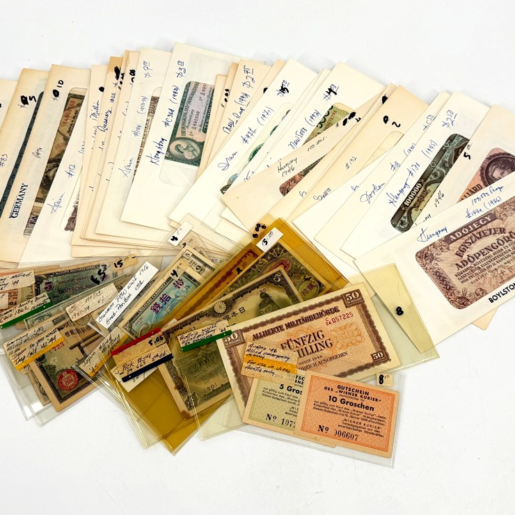 #32236 • VINTAGE PAPER CURRENCY