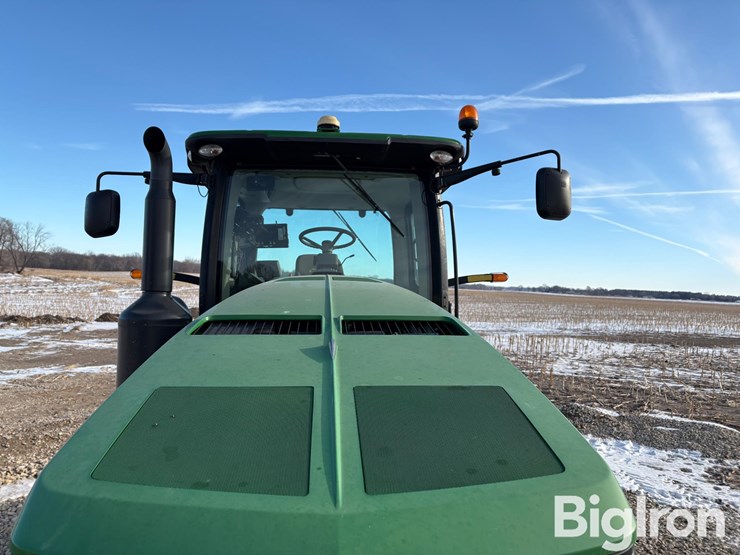 2012-john-deere-8235r-image-11
