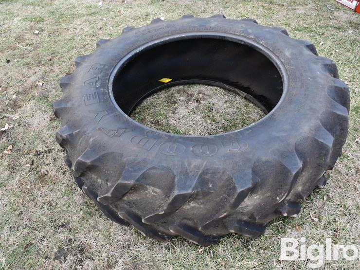 goodyear-20.8r42-tire-image-4