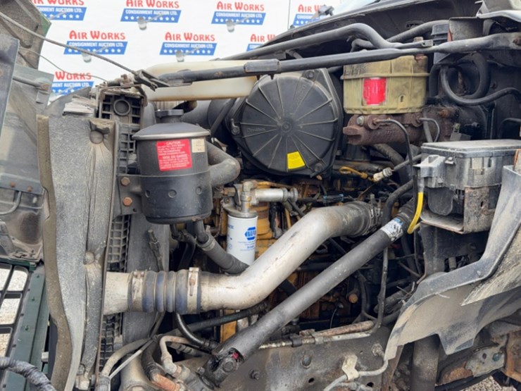 2000-ford-f650-image-17