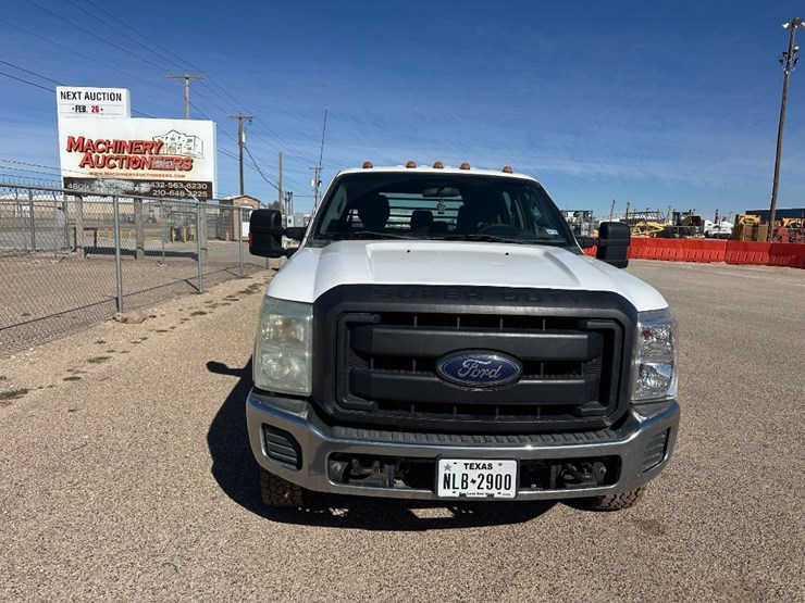 2015-ford-f350-image-2