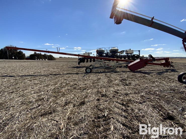 buhler-farm-king-1070-image-4