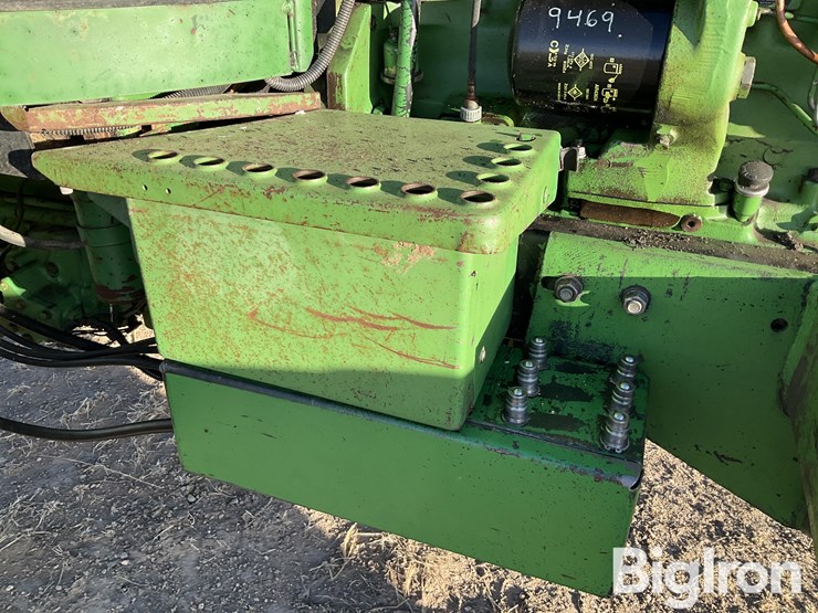 1981-john-deere-4040-image-17