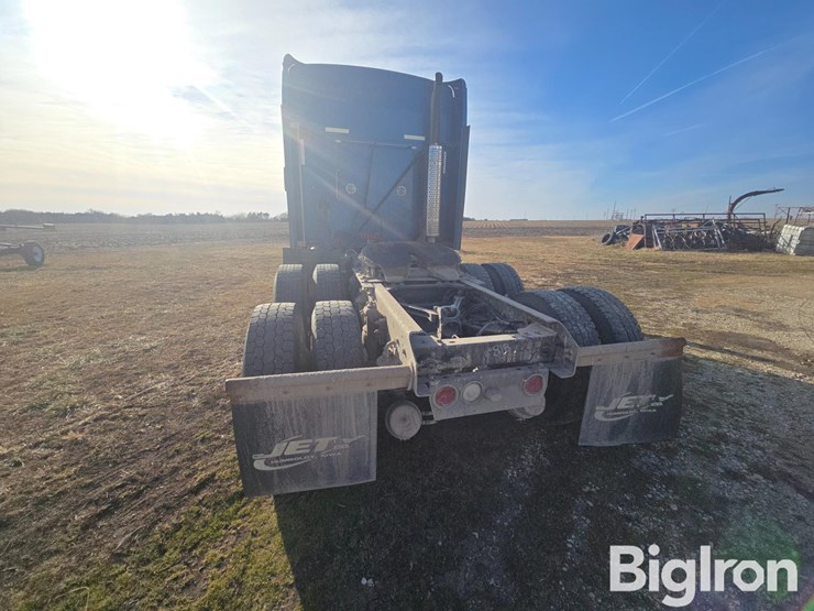 2003-kenworth-t600-image-6