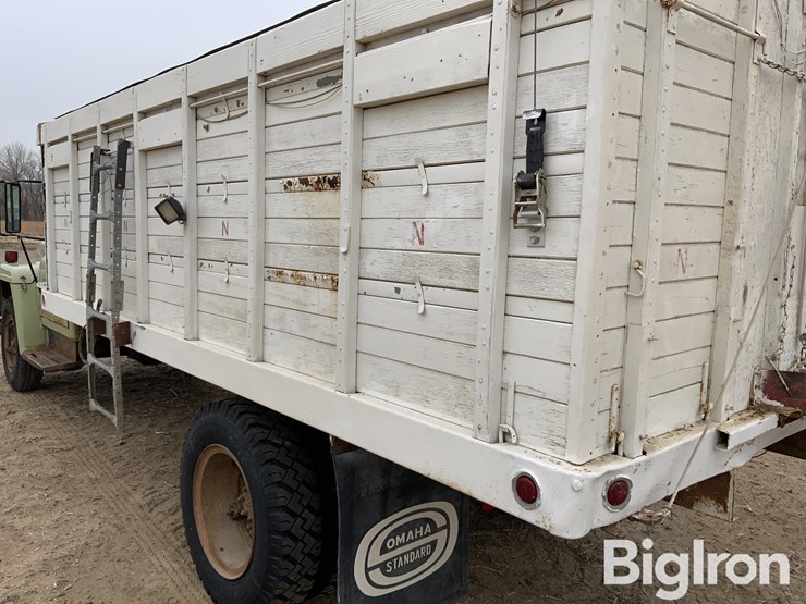 1975-international-loadstar-image-19