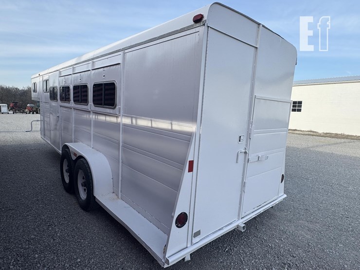 valley-trailer-image-19