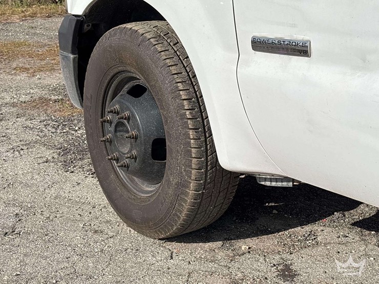 2006-ford-f350-image-19