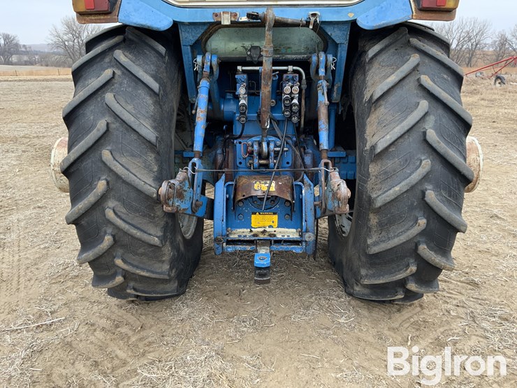 ford-tractor-image-17