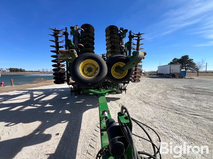 john-deere-637-image-2