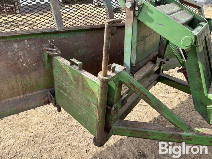 2004-john-deere-8320-image-12
