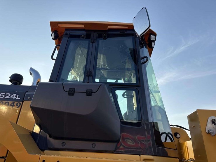 deere-624l-image-30