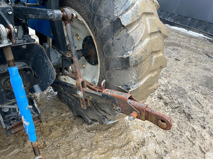 new-holland-tc35-image-15