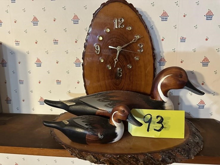 standing-wooden-duck-clock-image-1