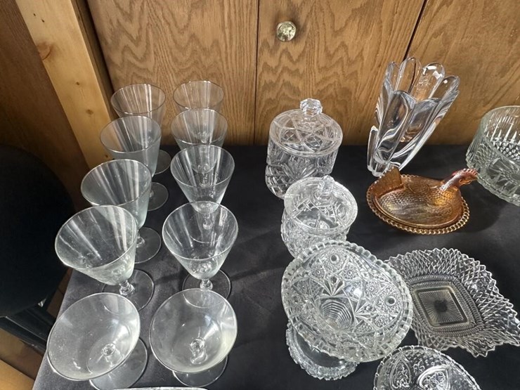 vintage-glassware-sets-image-3