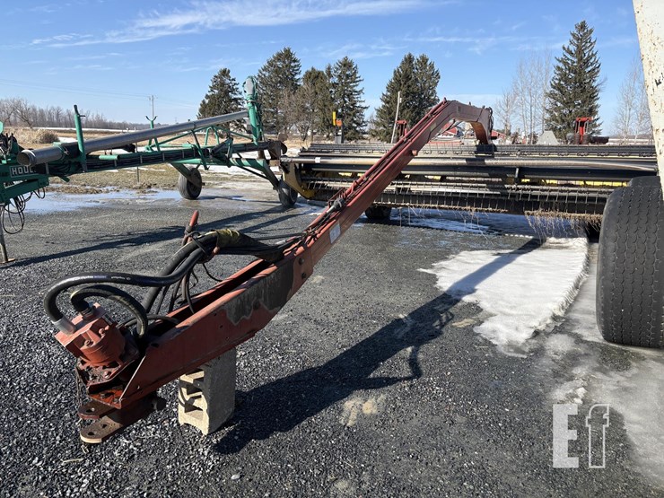 new-holland-1475-image-4