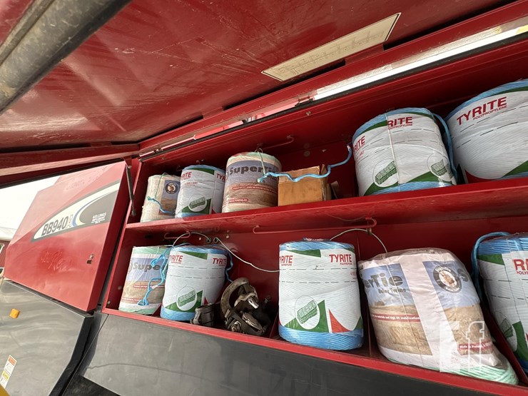 new-holland-bb940ar-image-19