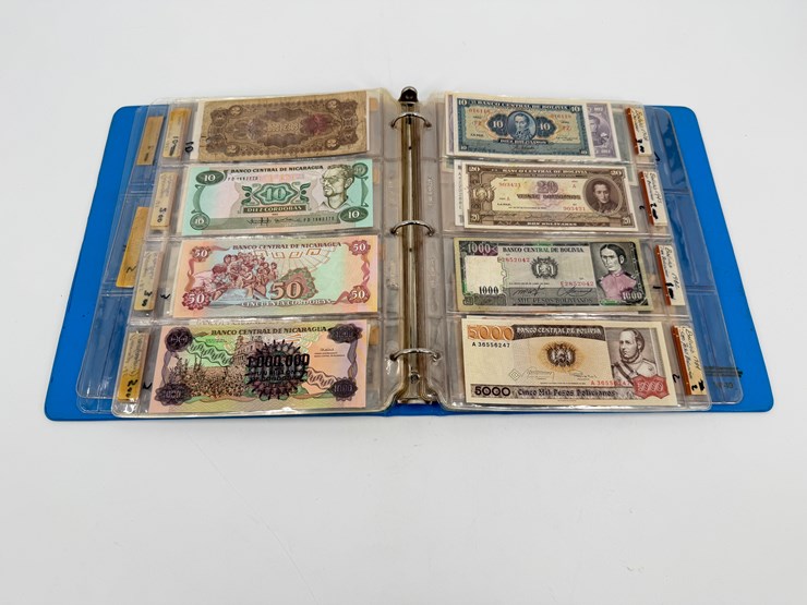 #32243-•-vintage-paper-currency-in-blue-binder-image-10