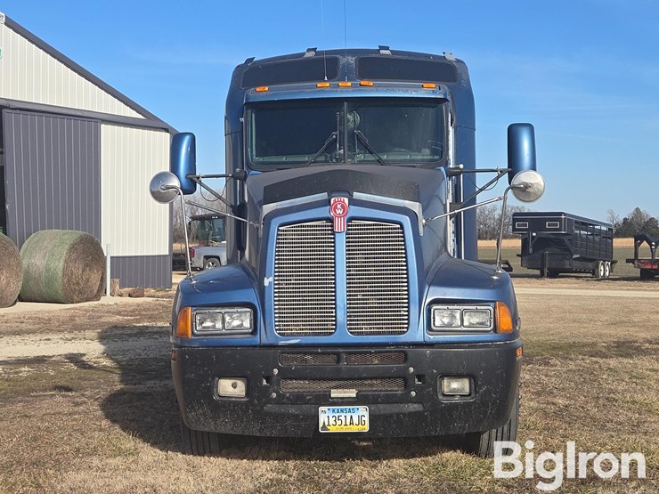 2003-kenworth-t600-image-2